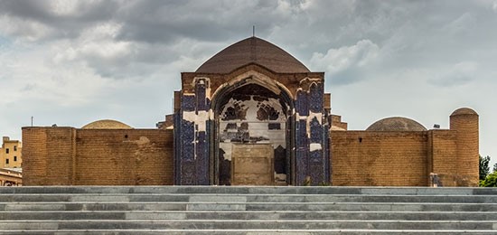 مسجد کبود تبریز، هنر معماری در دستان کاشی‌کاری‌ها